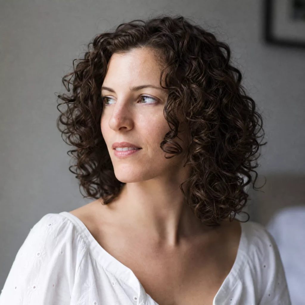 10 Shoulder Cut with Curl Defining Layers
