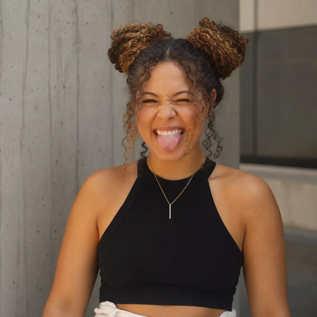 13 Space Buns