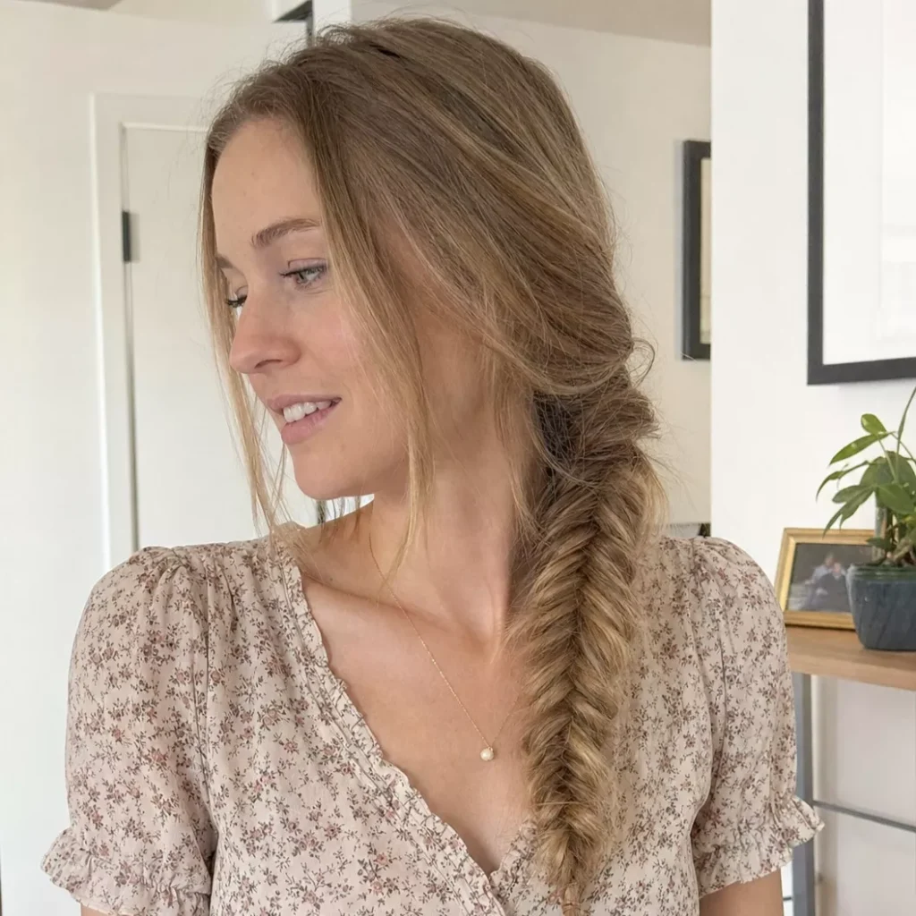 25 Fishtail Hairstyle Ideas That Look Hard But Are Easy 18