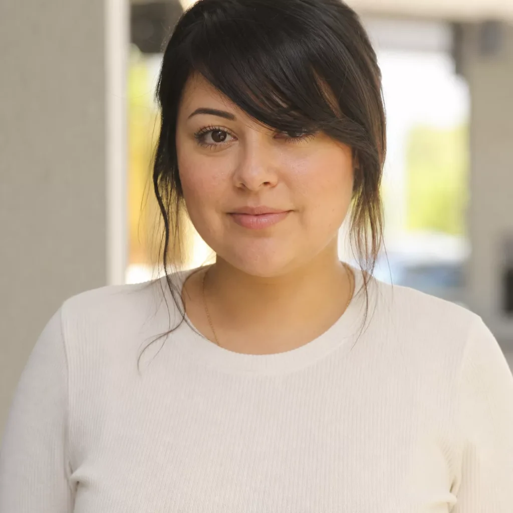 18 ASYMMETRICAL BANGS ON ROUND FACE SHAPES