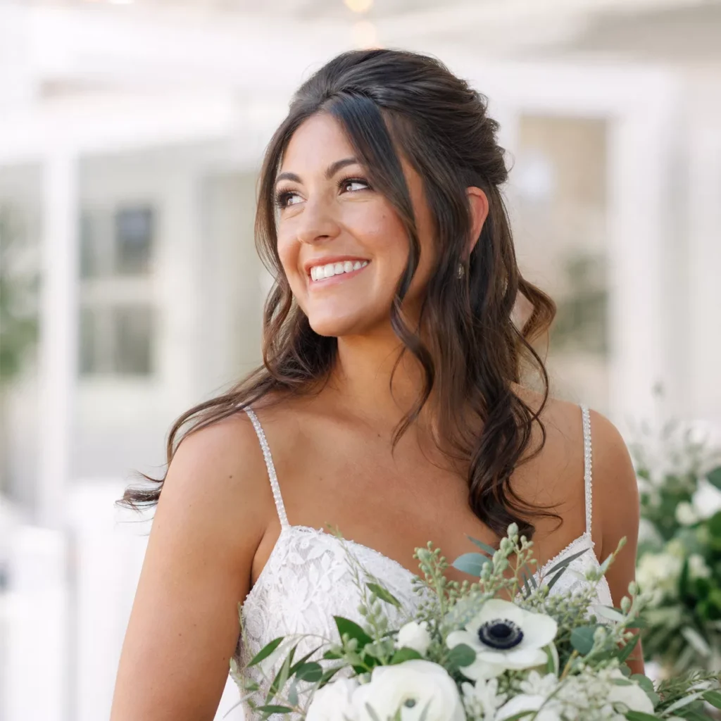 3 LOOSE WAVY HALF UPDO